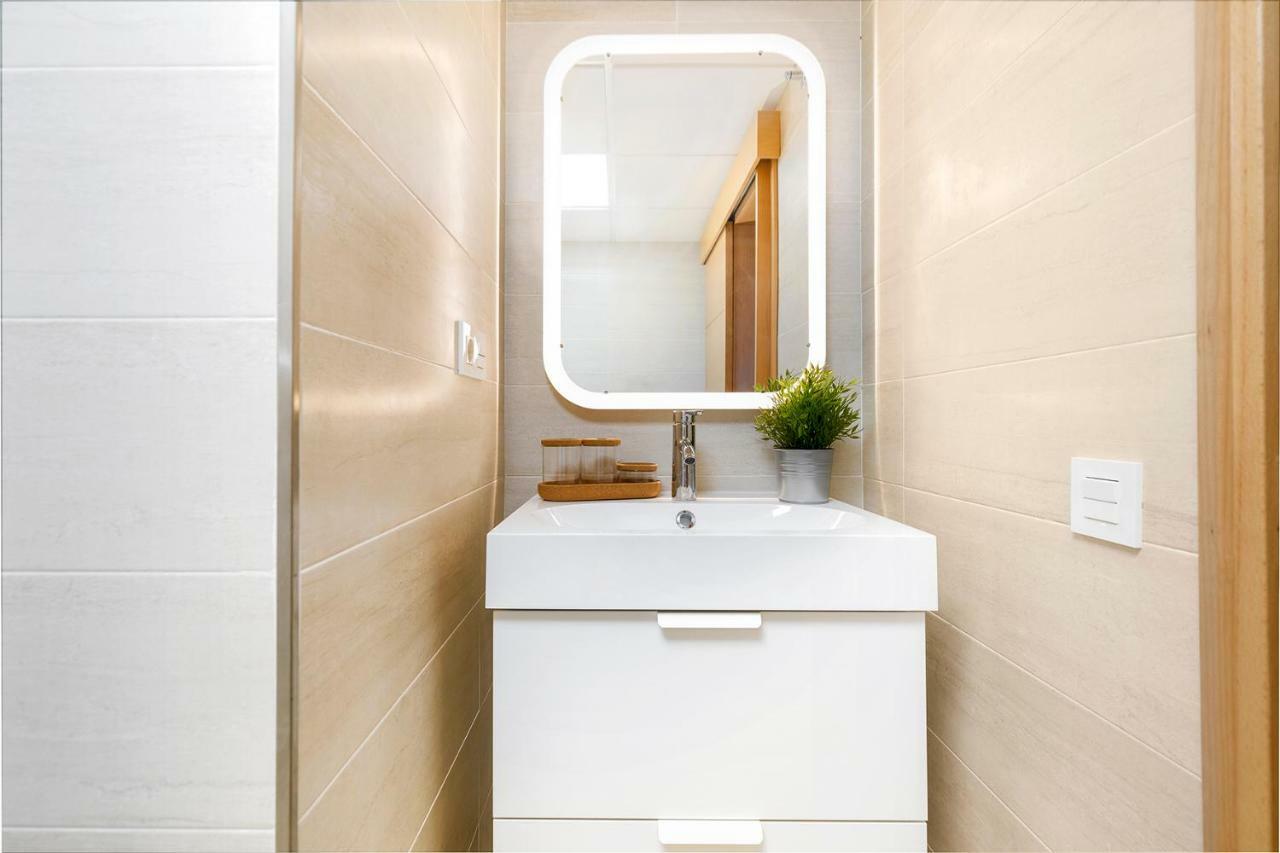 Apartamento Lujo Ancha Del Carmen Màlaga Exteriér fotografie